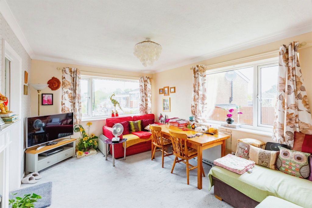 Property photo 3 of 17