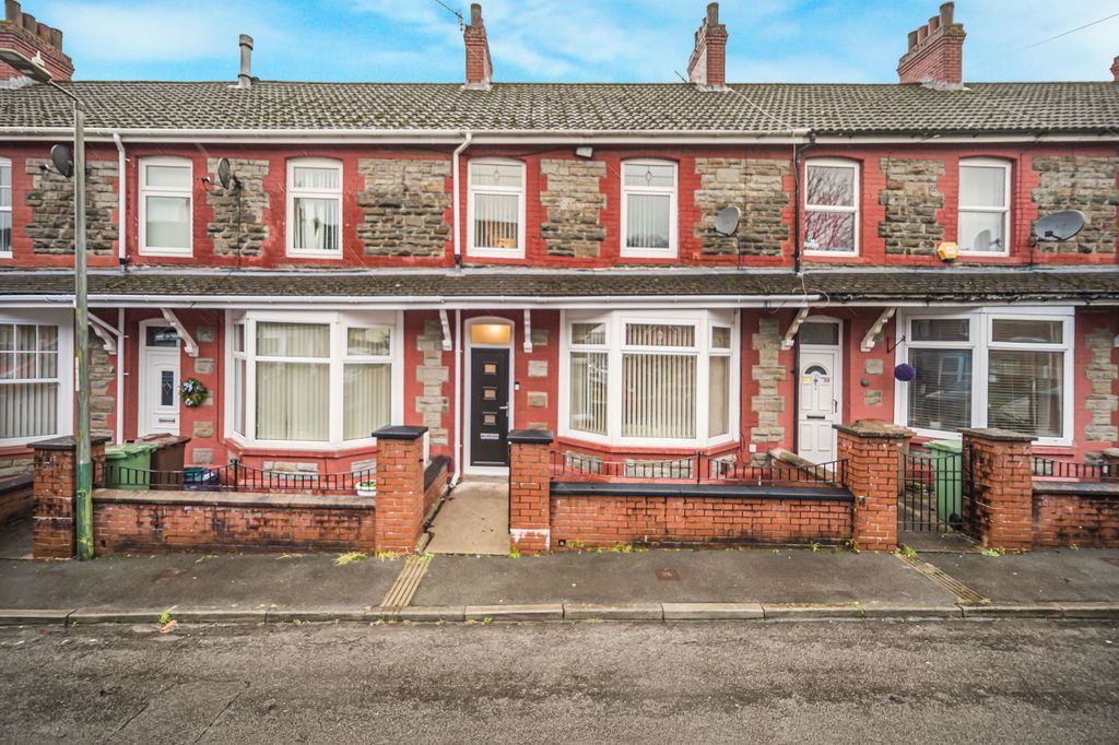 Property photo 1 of 30