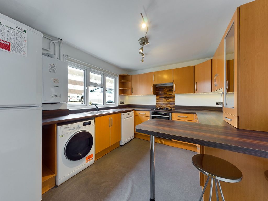 Property photo 2 of 15 1034014