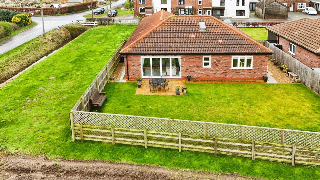 Property photo 3 of 23