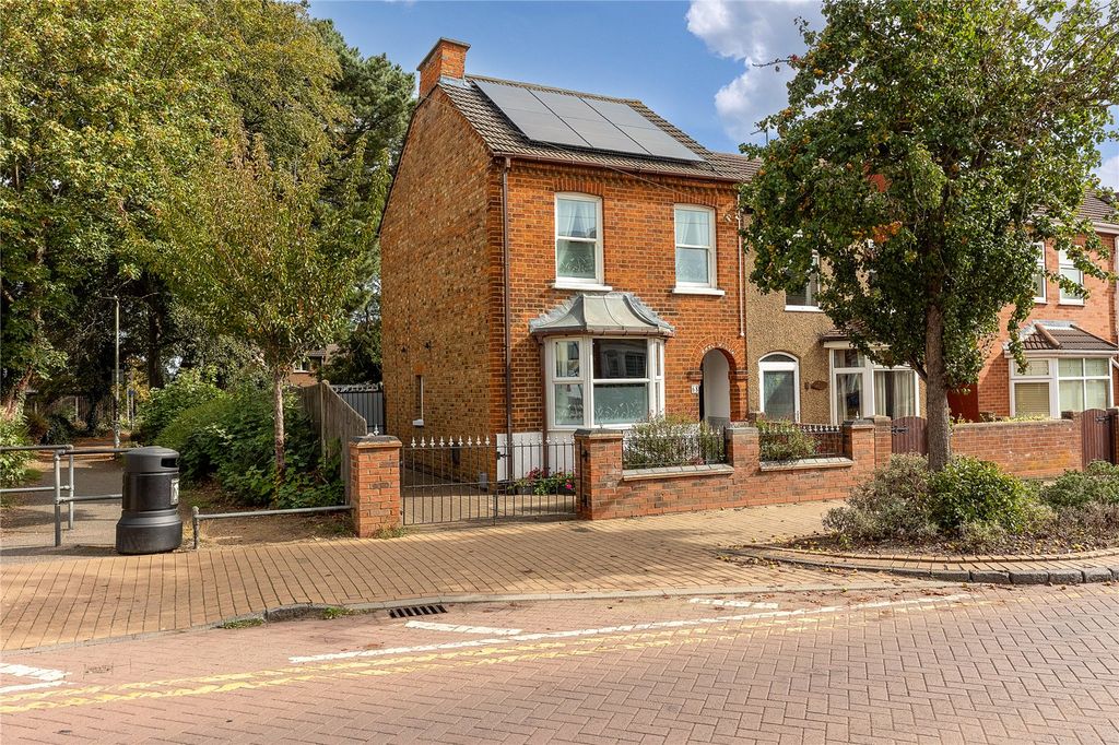 Property photo 1 of 19 Picture No. 25
