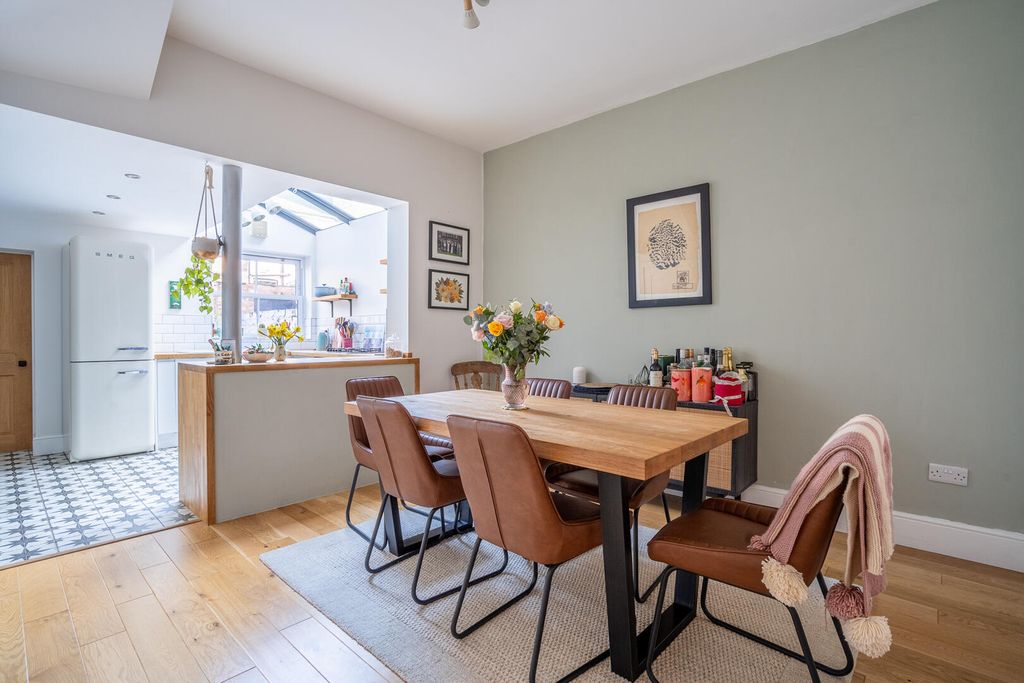 Property photo 3 of 15 Dining Room
