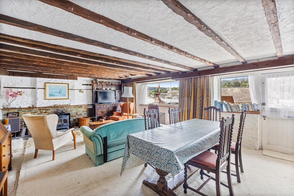 Property photo 3 of 25 A16 - Hove To Bridge Road Kingswear - 260701.Jpg