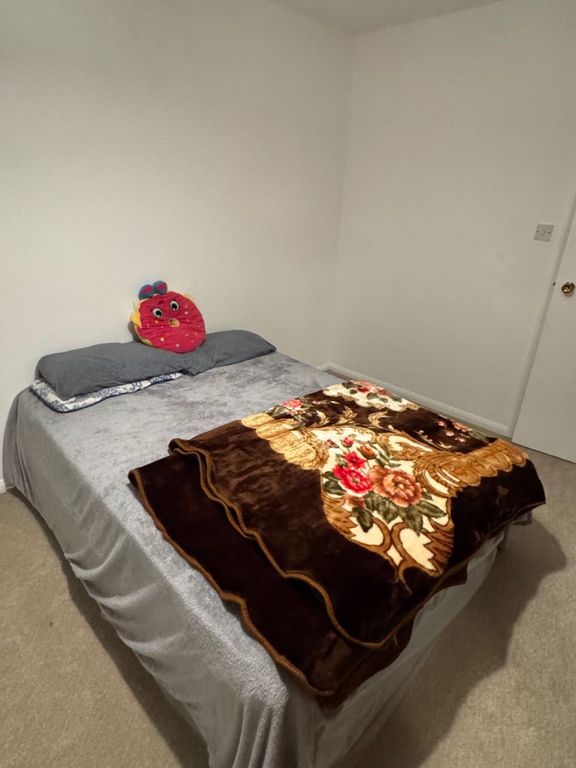 Property photo 1 of 2