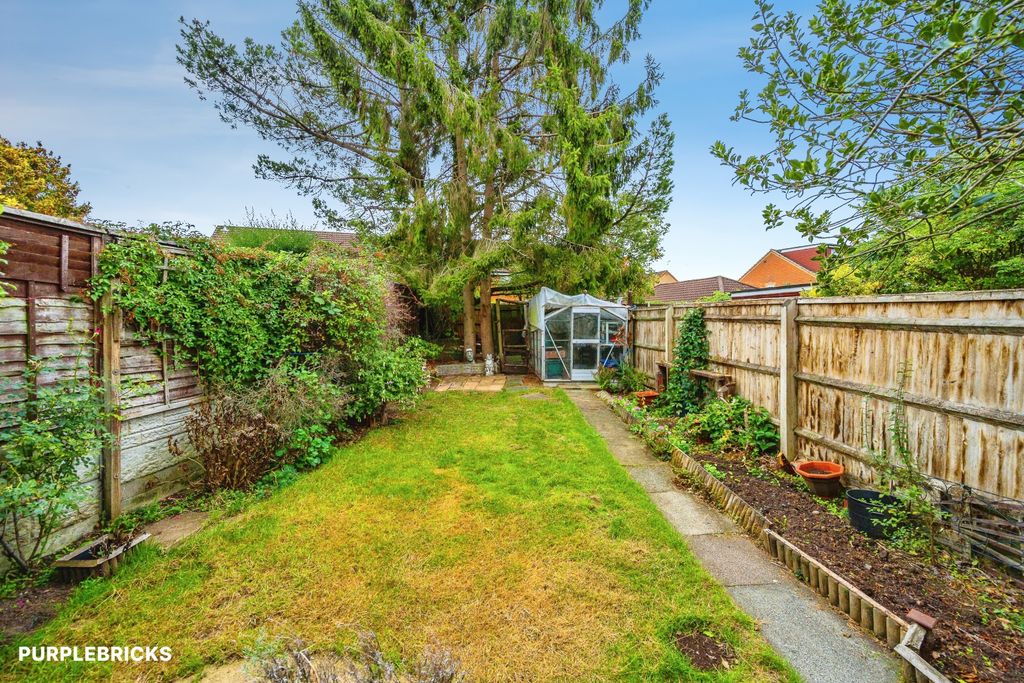 Property photo 3 of 31