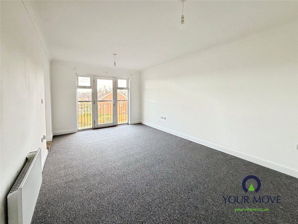 Property photo 2 of 6 Lounge