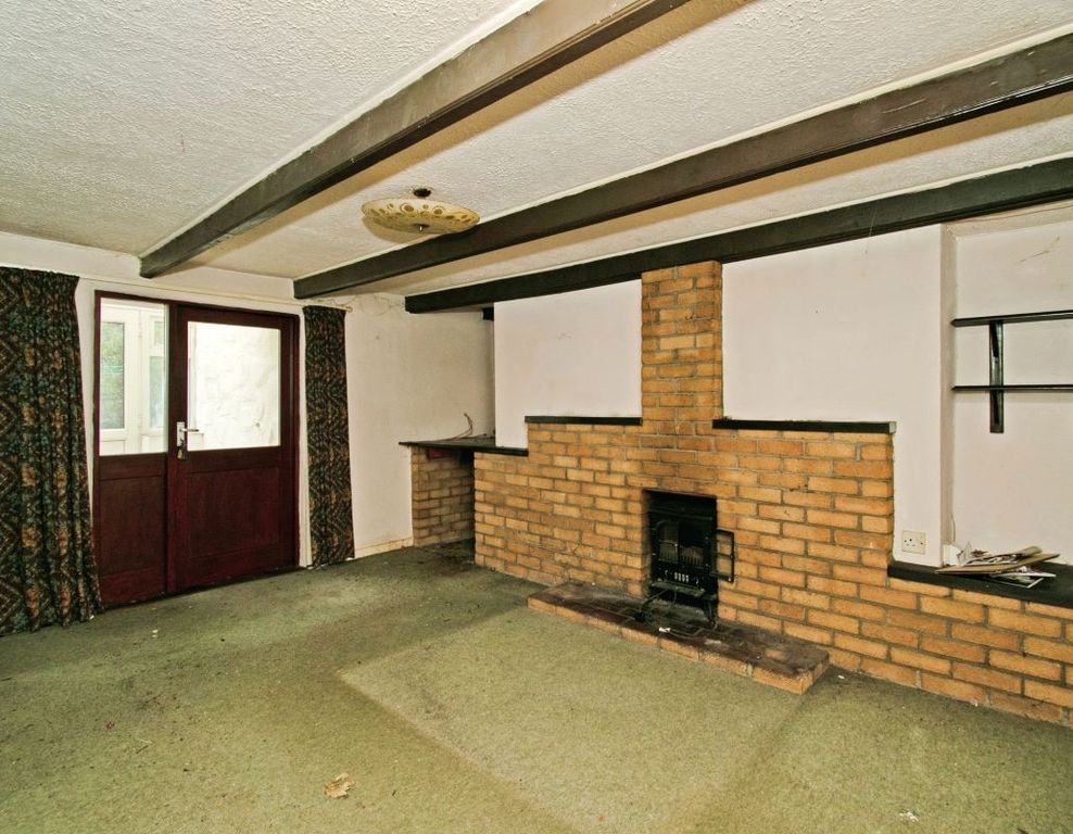 Property photo 2 of 6 Lounge Diner