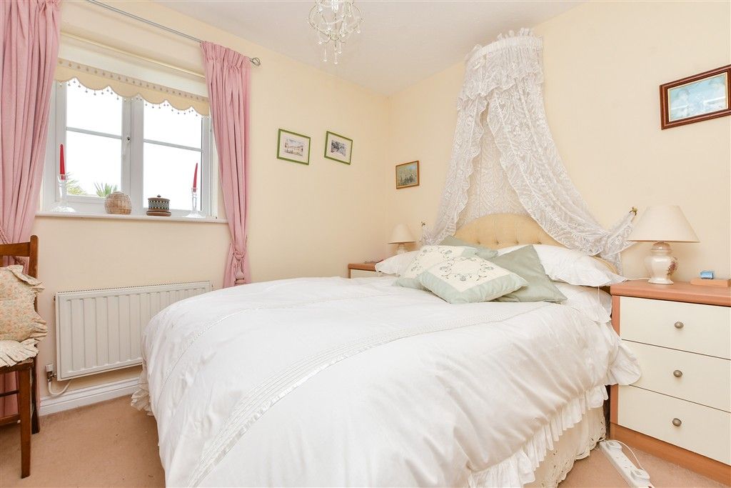 Property photo 3 of 18 Bedroom 2