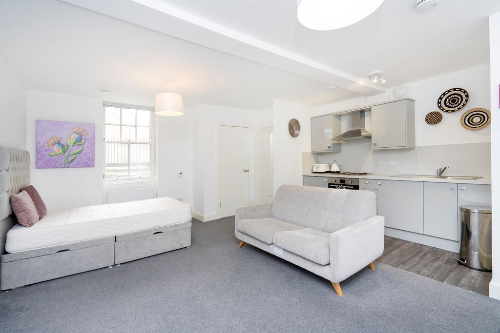 Property photo 3 of 12 Photo 3