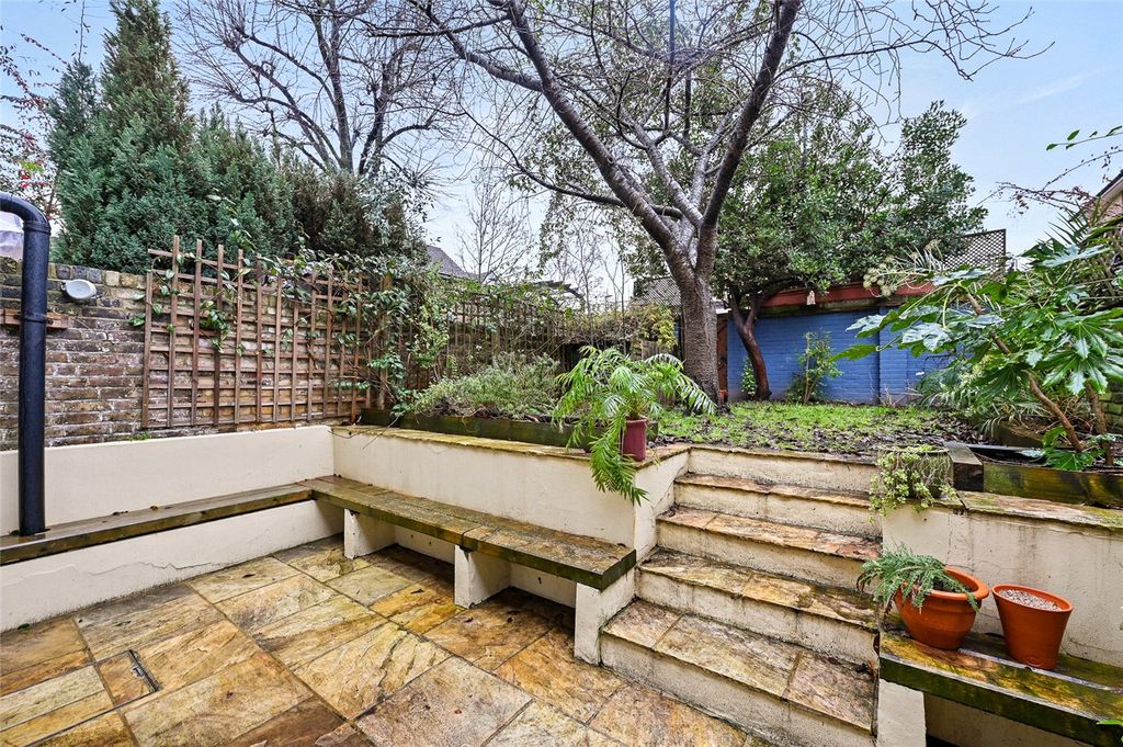 Property photo 2 of 9 Picture No. 07