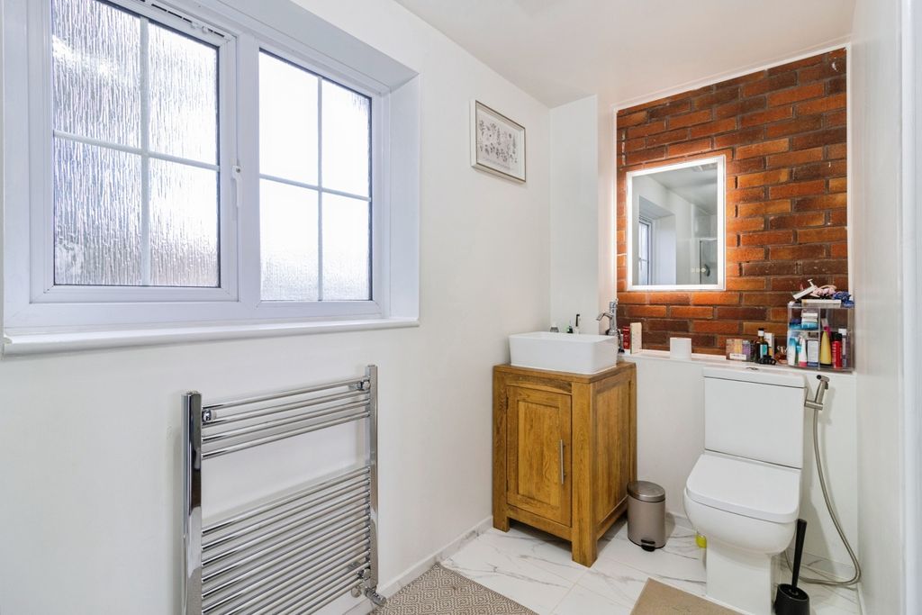 Property photo 2 of 17 Pbox-Img.Jpg