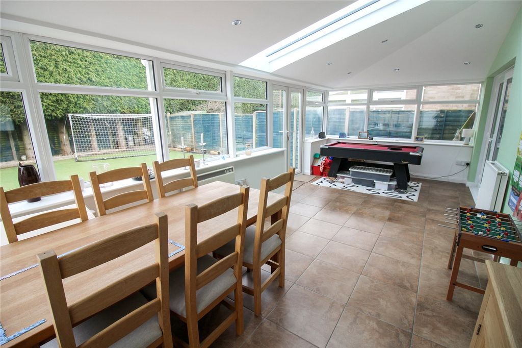 Property photo 2 of 25 Picture No. 40