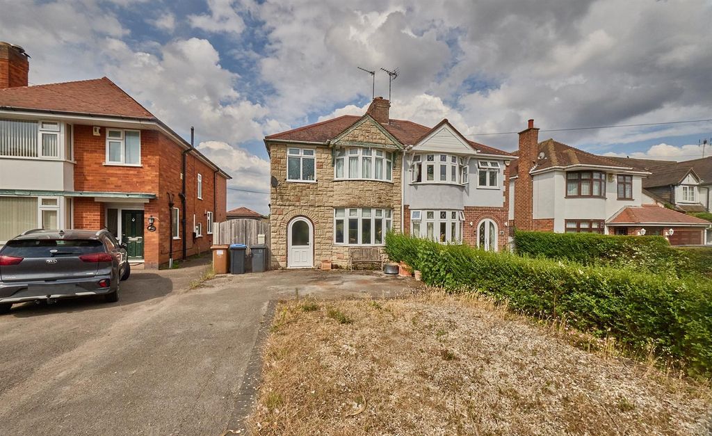 Property photo 1 of 11 140 Hinckley Road Bw 10.Jpg
