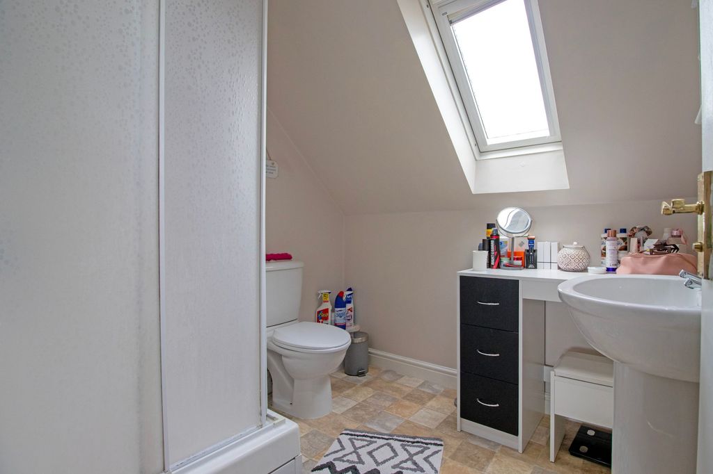 Additional image 15 of 3 bed property for saleFalcon Grove, Gainsborough DN21