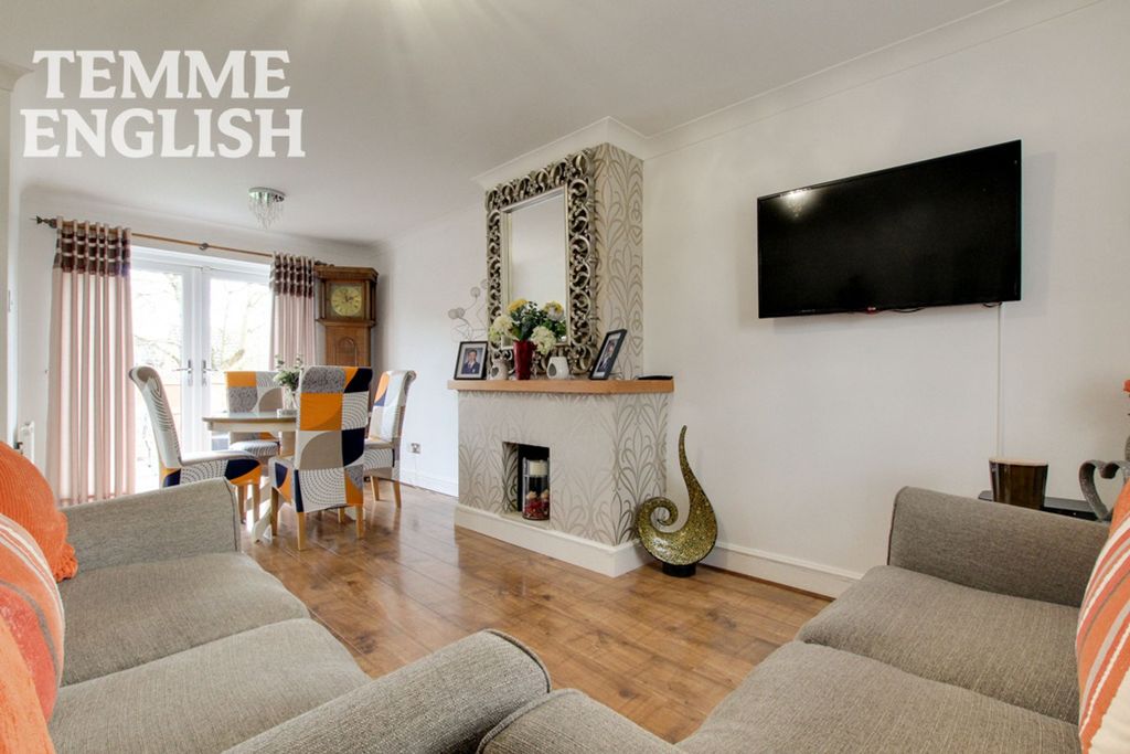 Property photo 3 of 21