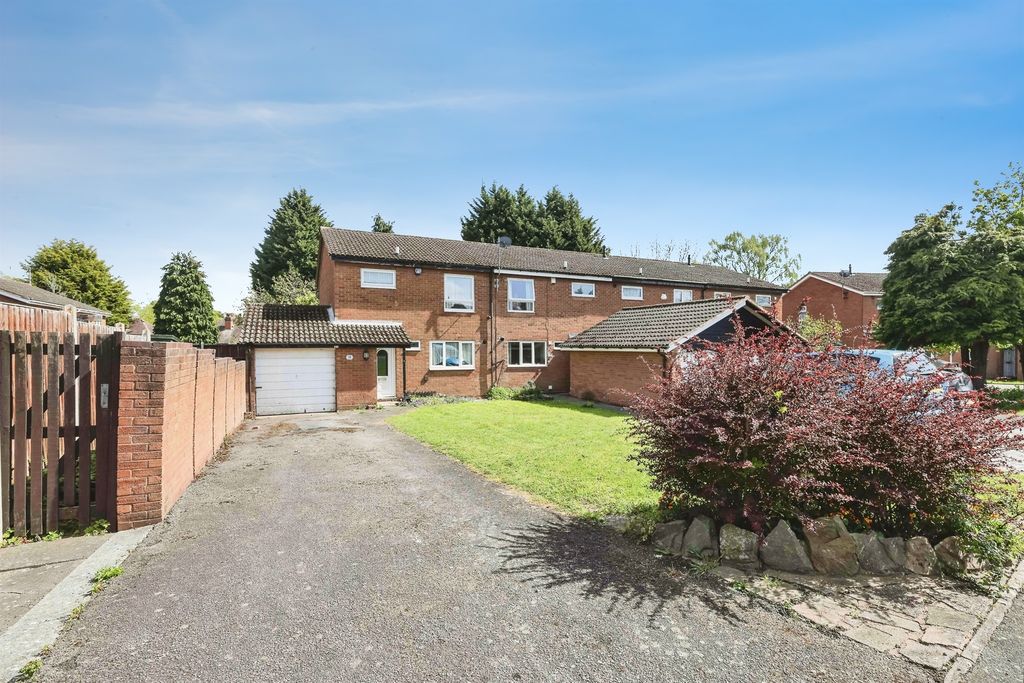 Property photo 1 of 9