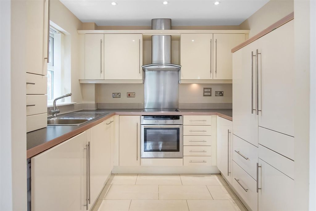 Property photo 3 of 10 Dsc03647.Jpg