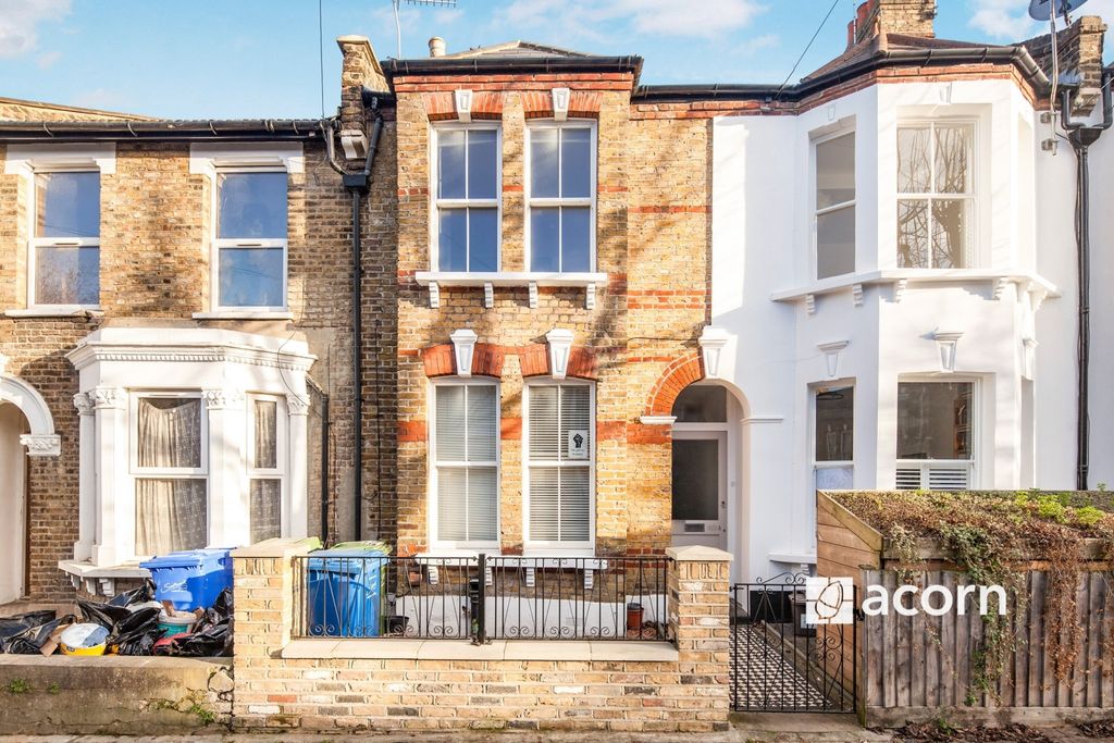 Property photo 1 of 10 B733Cedc-c0E7-F01...