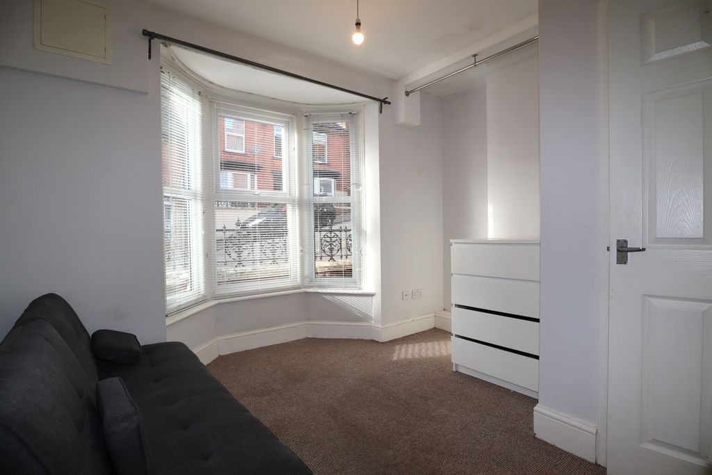 Property photo 2 of 4