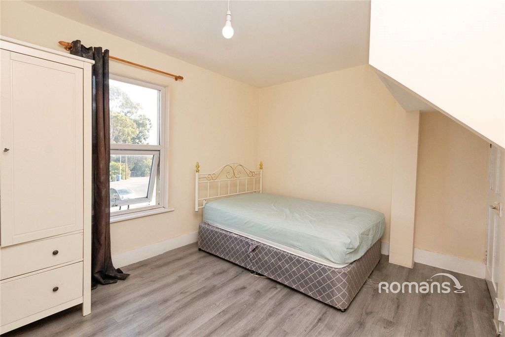 Property photo 2 of 9 Picture No. 02
