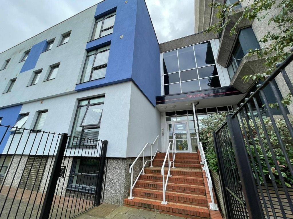 Property photo 1 of 14