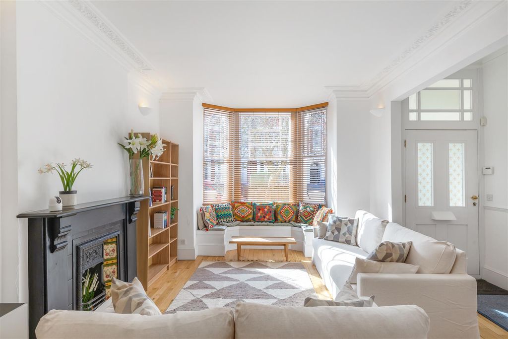 Property photo 2 of 20 18549922 (5).Jpg