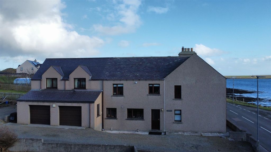 Property photo 2 of 30