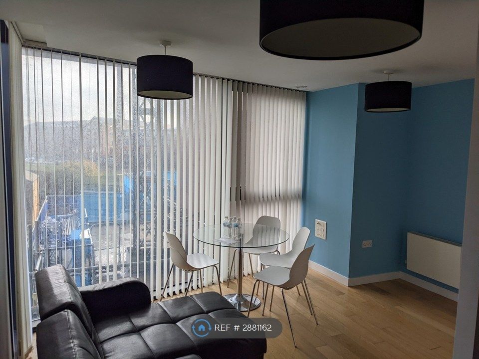 Property photo 2 of 8 Living Area