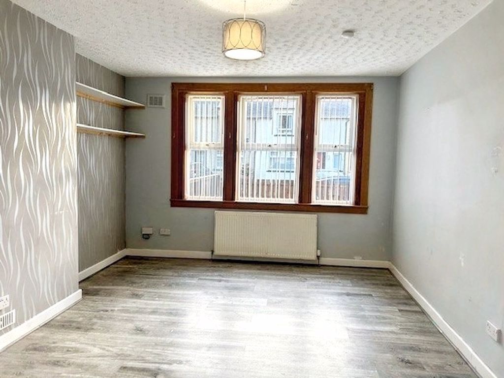 Property photo 2 of 15 Photo 11