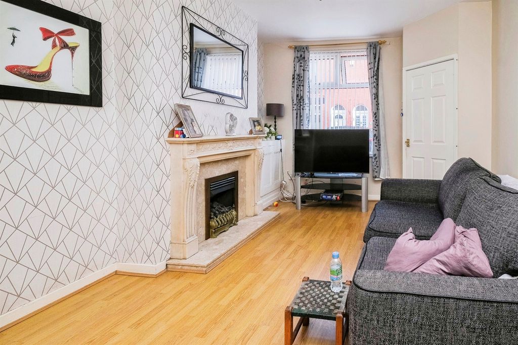 Property photo 2 of 15