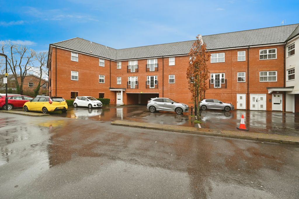 Property photo 1 of 13