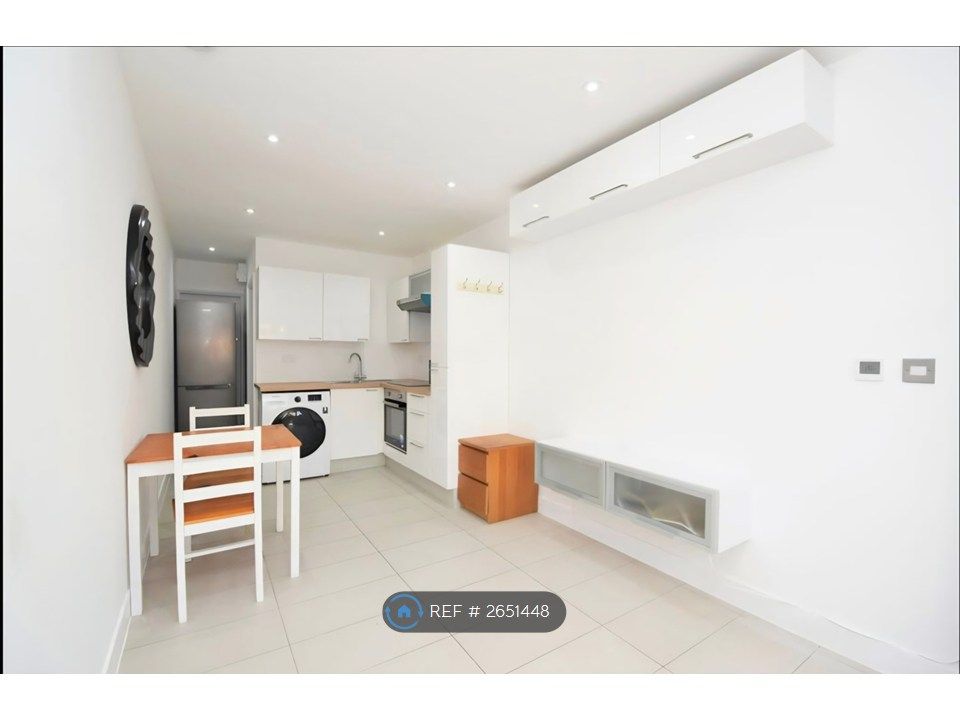 Property photo 1 of 4