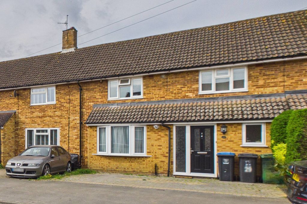 Property photo 1 of 16