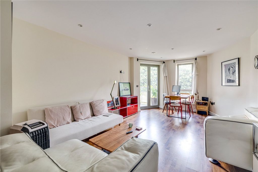 Property photo 2 of 11 Picture No. 05
