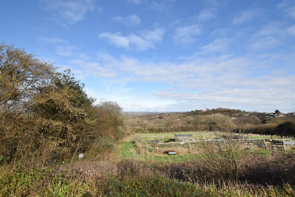 Property photo 2 of 17 Views