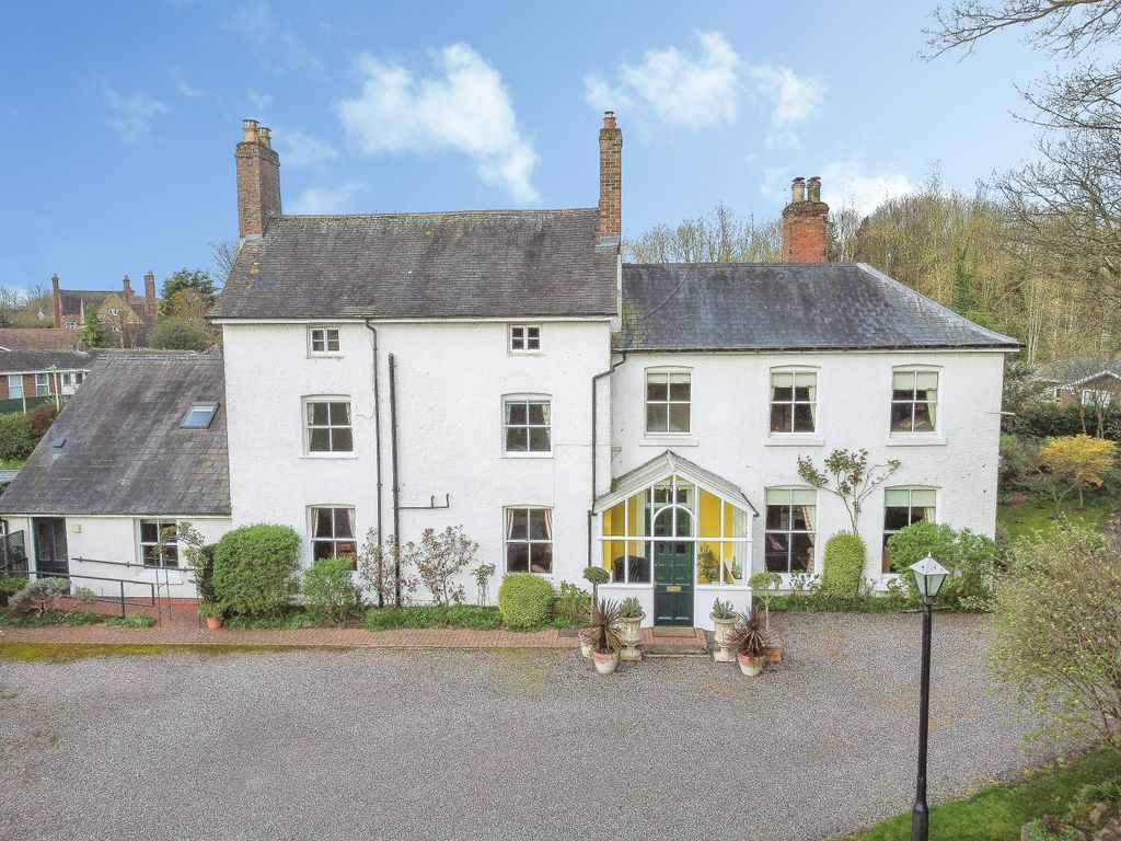 Property photo 1 of 31 Front View