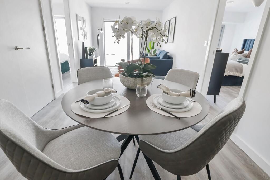 Property photo 2 of 6 Gallery