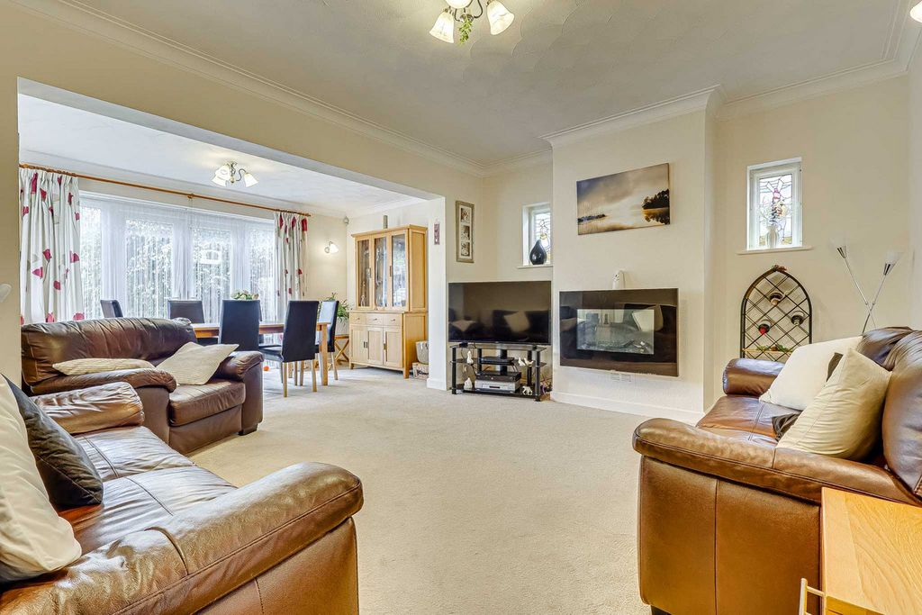 Property photo 3 of 29