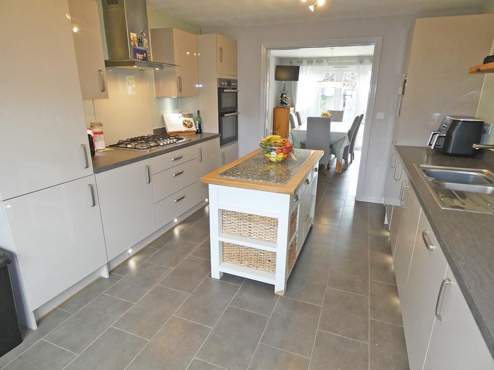 Property photo 3 of 34 2302Kitchenbreakfast3.Jpg