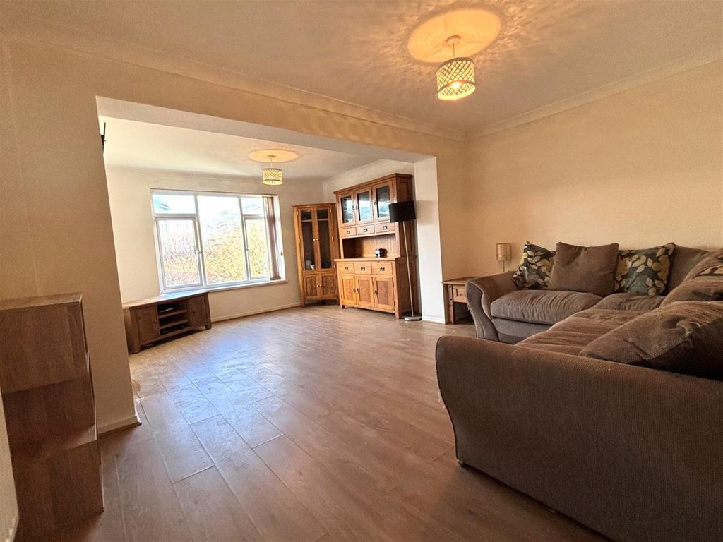 Property photo 3 of 15 Rear Reception Room