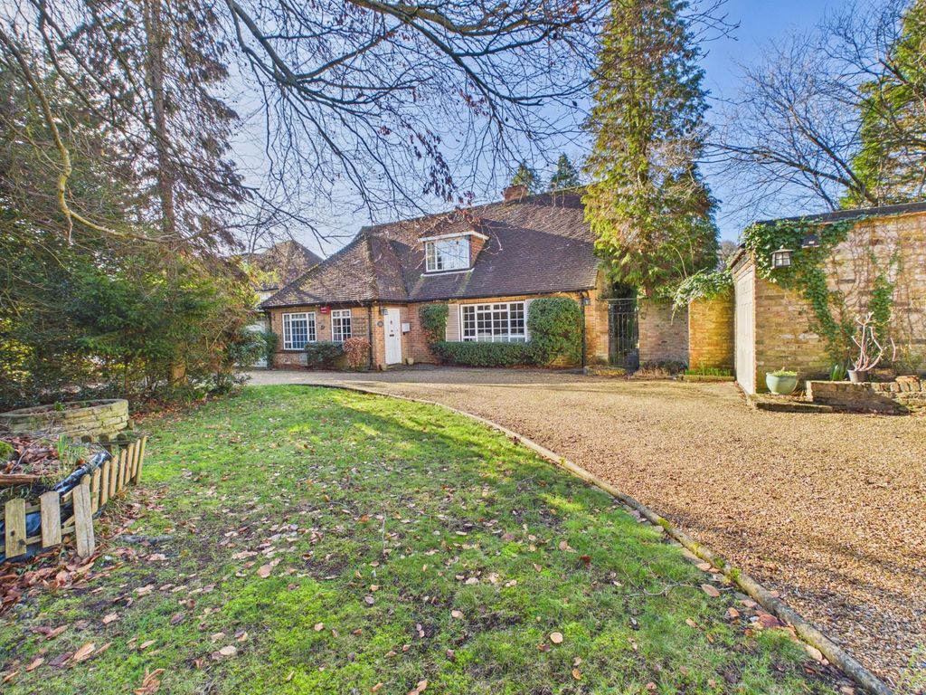 Property photo 2 of 20 Picture No. 28