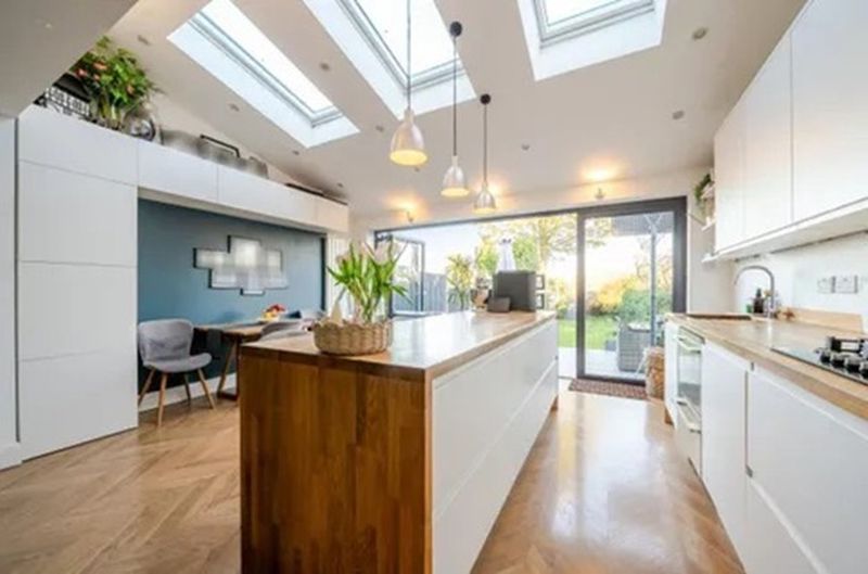 Property photo 3 of 16 Photo 10