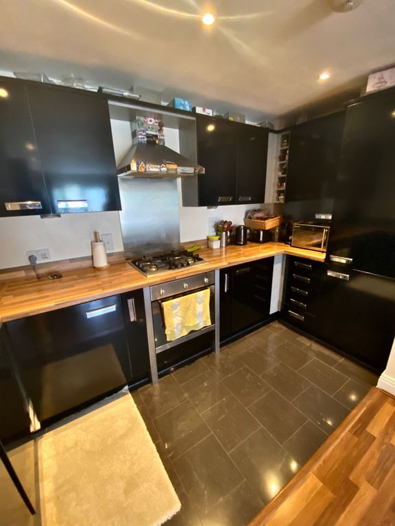 Property photo 3 of 13 2 Kitchen