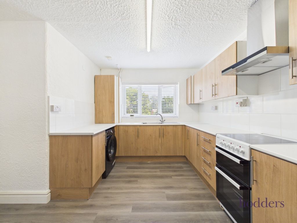 Property photo 3 of 8 Picture No. 09