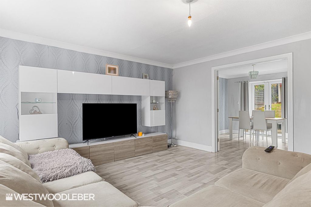 Property photo 3 of 16 Smartsgreen_7.Jpg