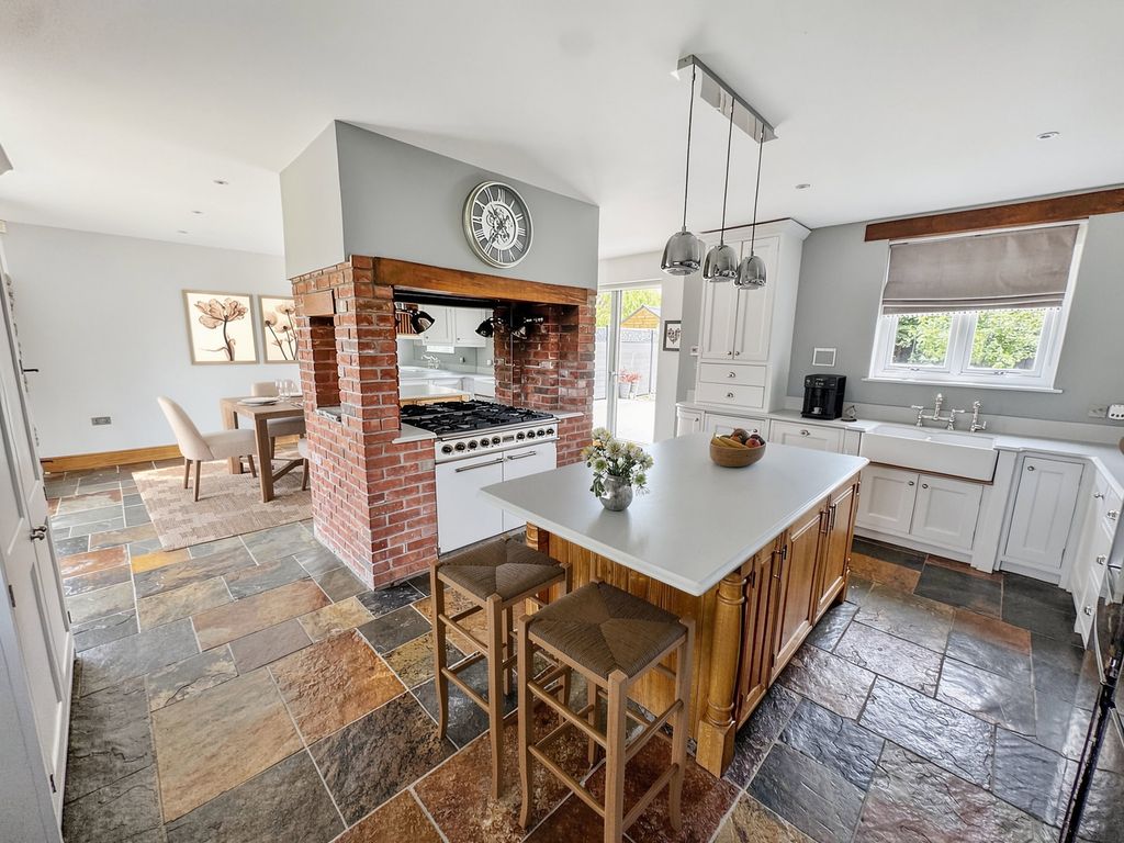 Additional image 7 of 4 bed semi-detached house for saleEglwys Nunnydd, Margam, Port Talbot SA13
