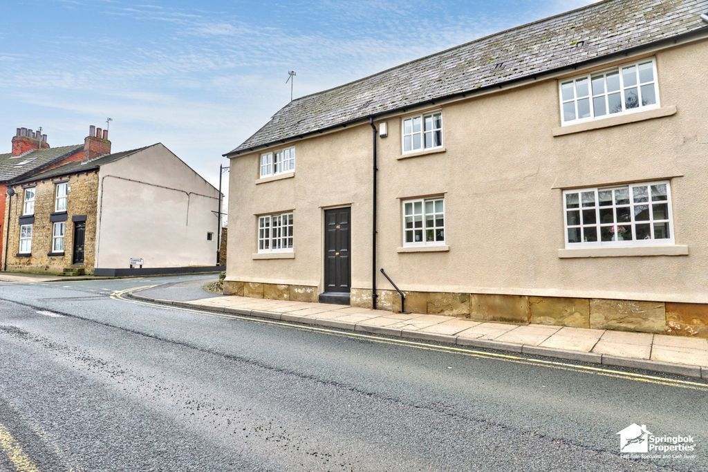 Property photo 1 of 16 Front View