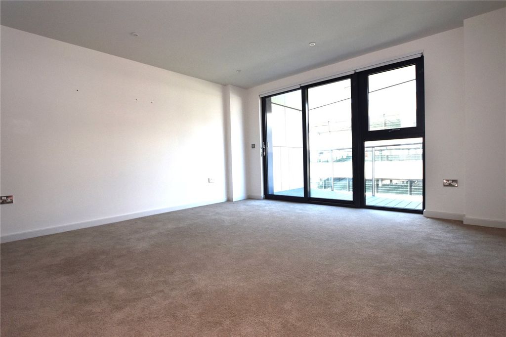 Property photo 2 of 14 Picture No. 07