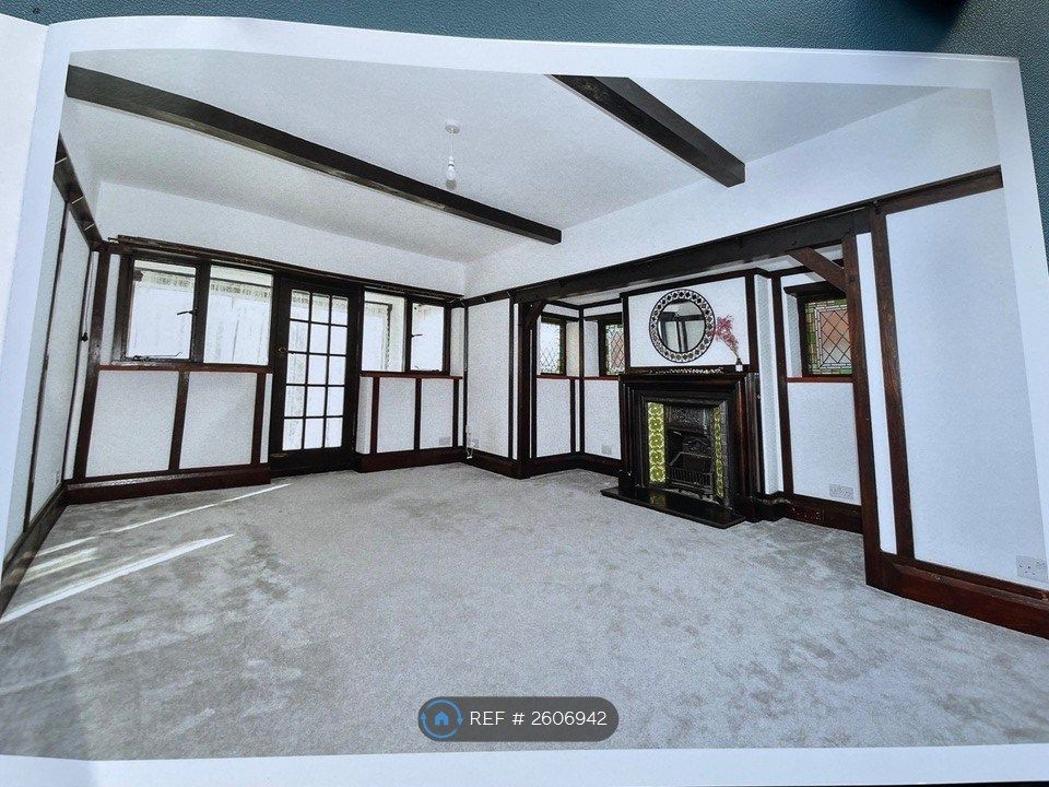 Property photo 3 of 24 Living Room