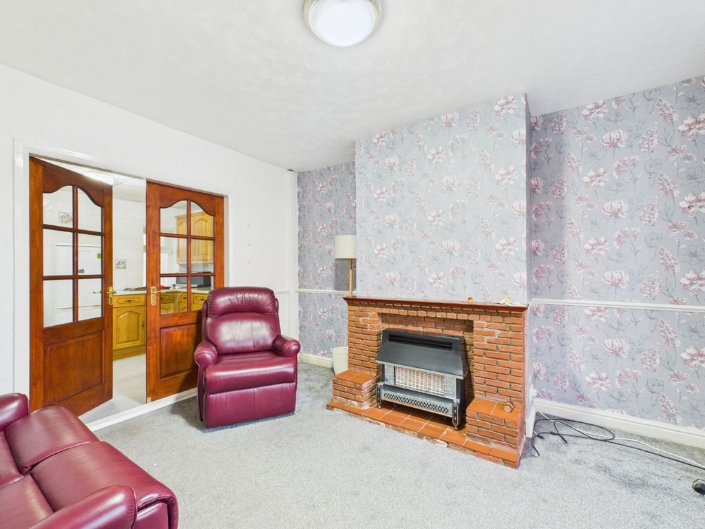 Property photo 2 of 12 4521775